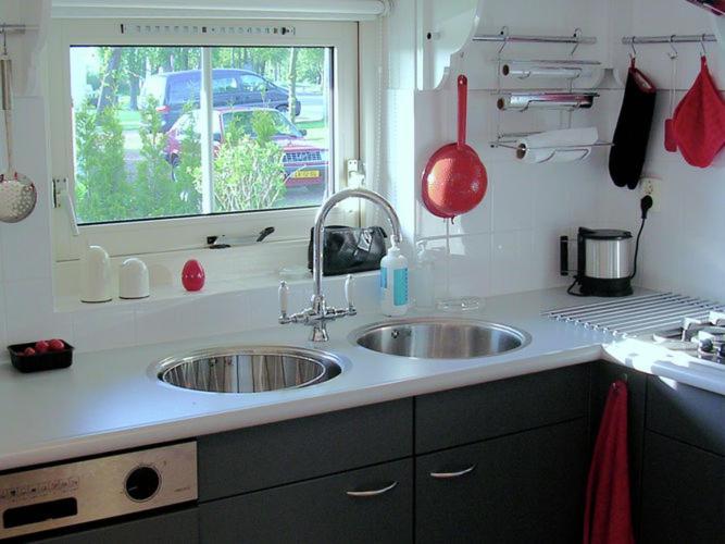 Attractive Holiday Home With Jetty Steendam Zewnętrze zdjęcie