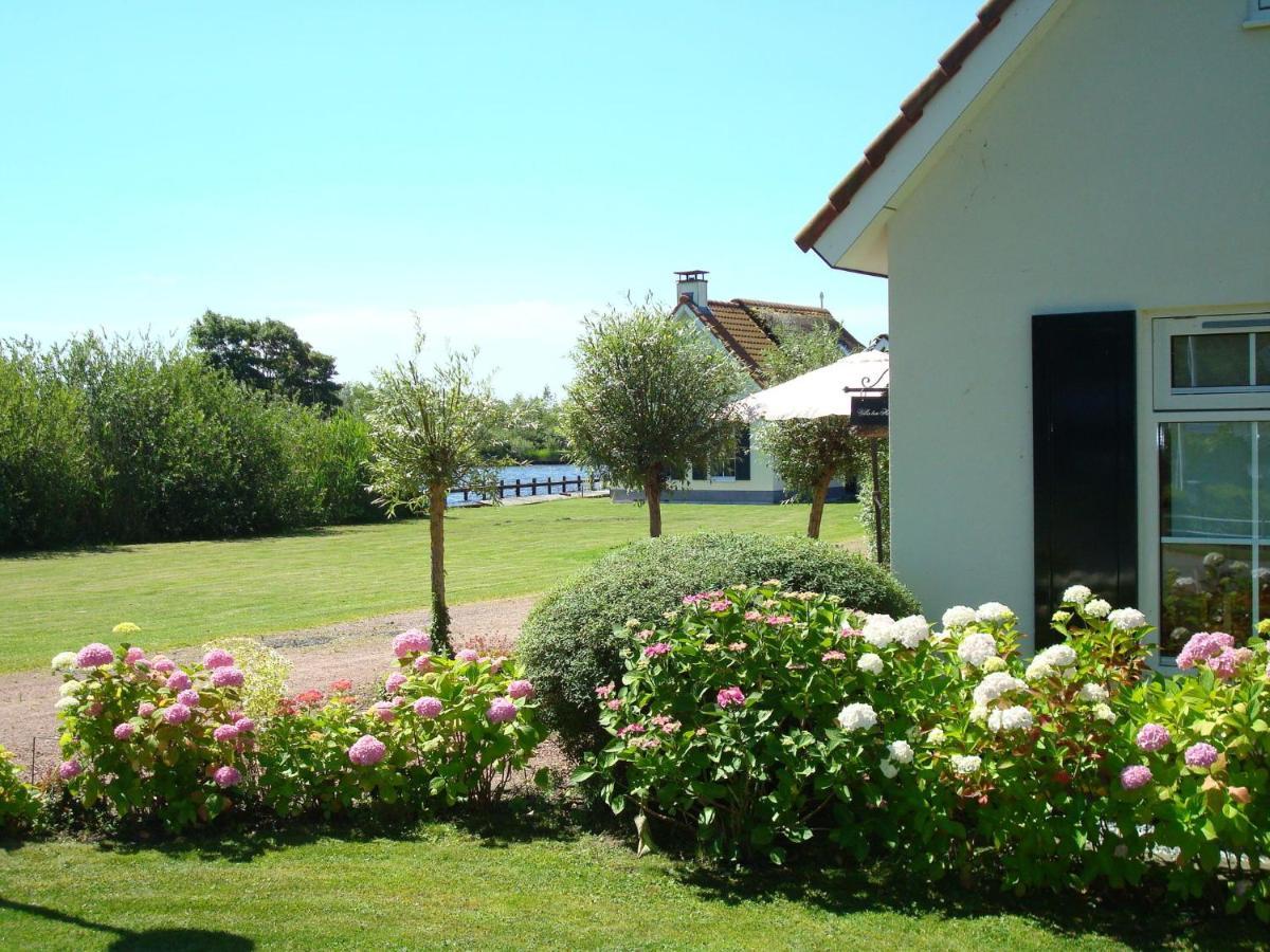 Attractive Holiday Home With Jetty Steendam Zewnętrze zdjęcie