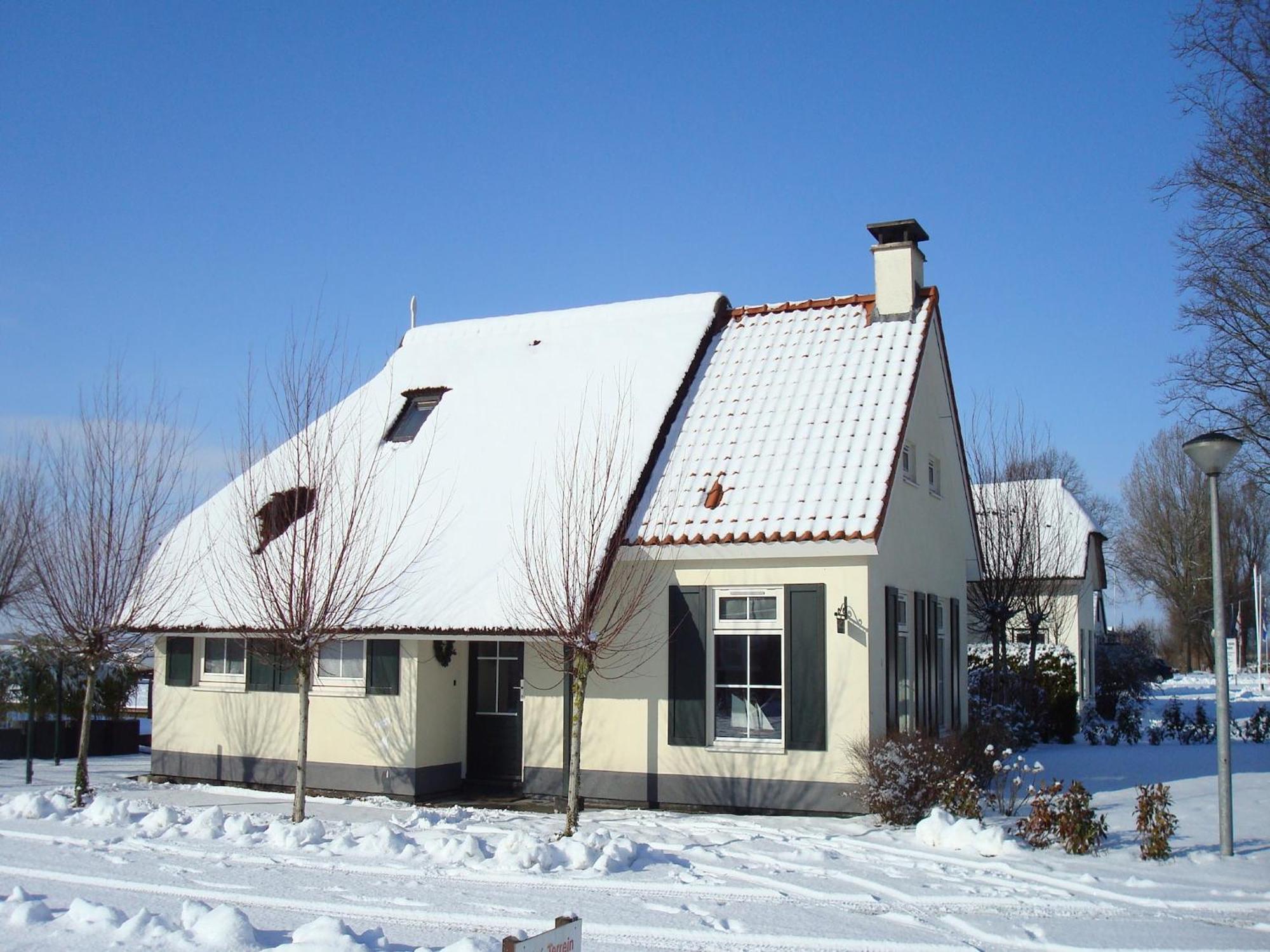 Attractive Holiday Home With Jetty Steendam Zewnętrze zdjęcie